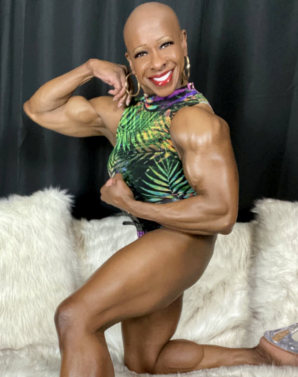 Ivet Bova Bodybuilding