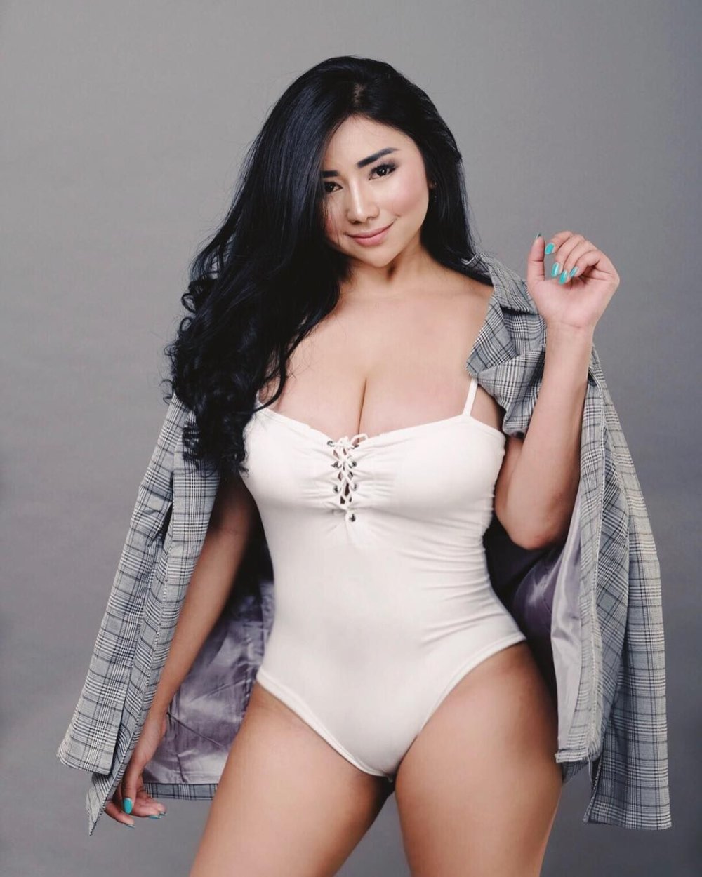 Indah Monica BTS