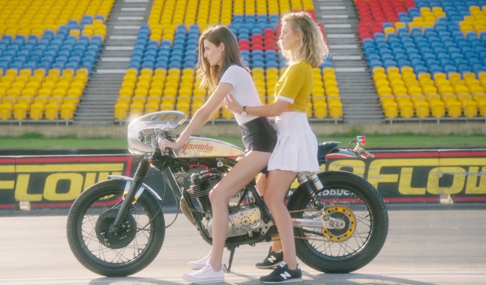 Gemini Klaudia and Laura Badura