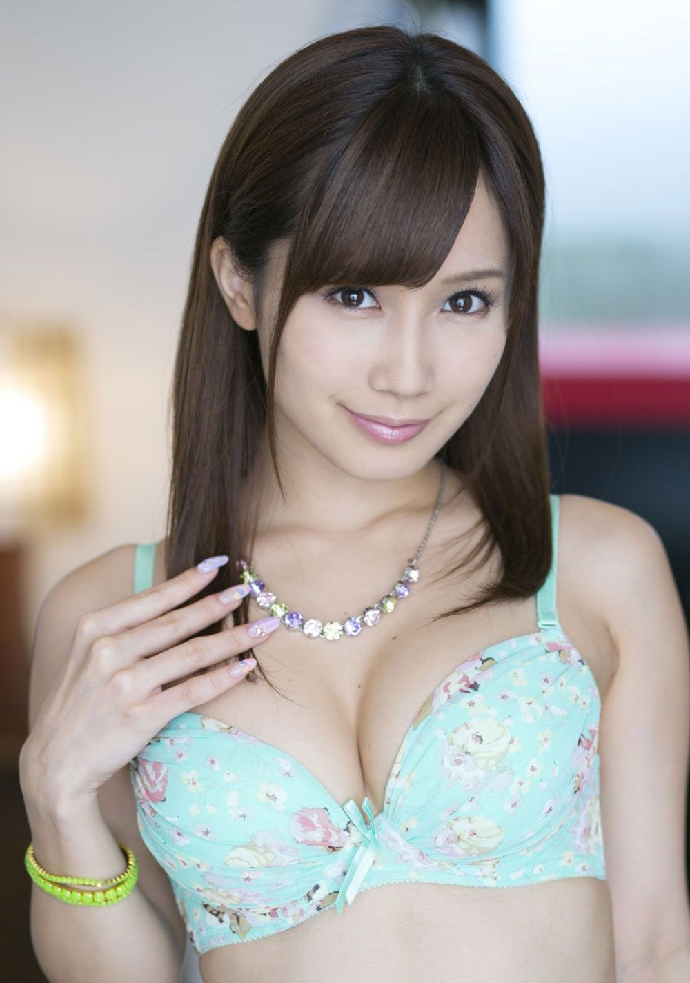 Nikaido yum av