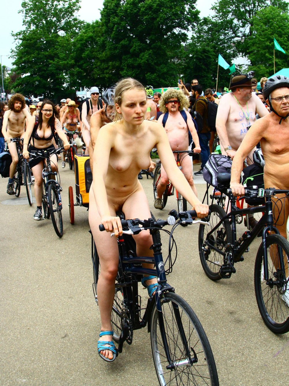 Naked bicycle racket