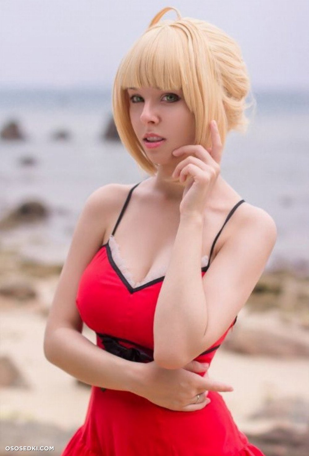 Helly Valentine 2b Tits
