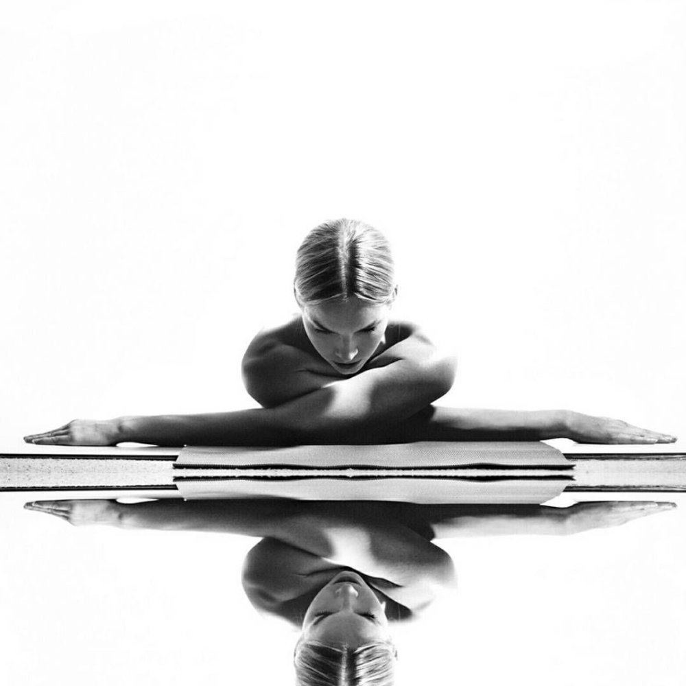 Hot Yoga and Contortion, Flexibility, Total Body Stretch - Flexibility Exercesses