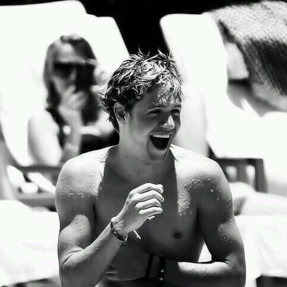 Niall Horan Heartbreak Weather