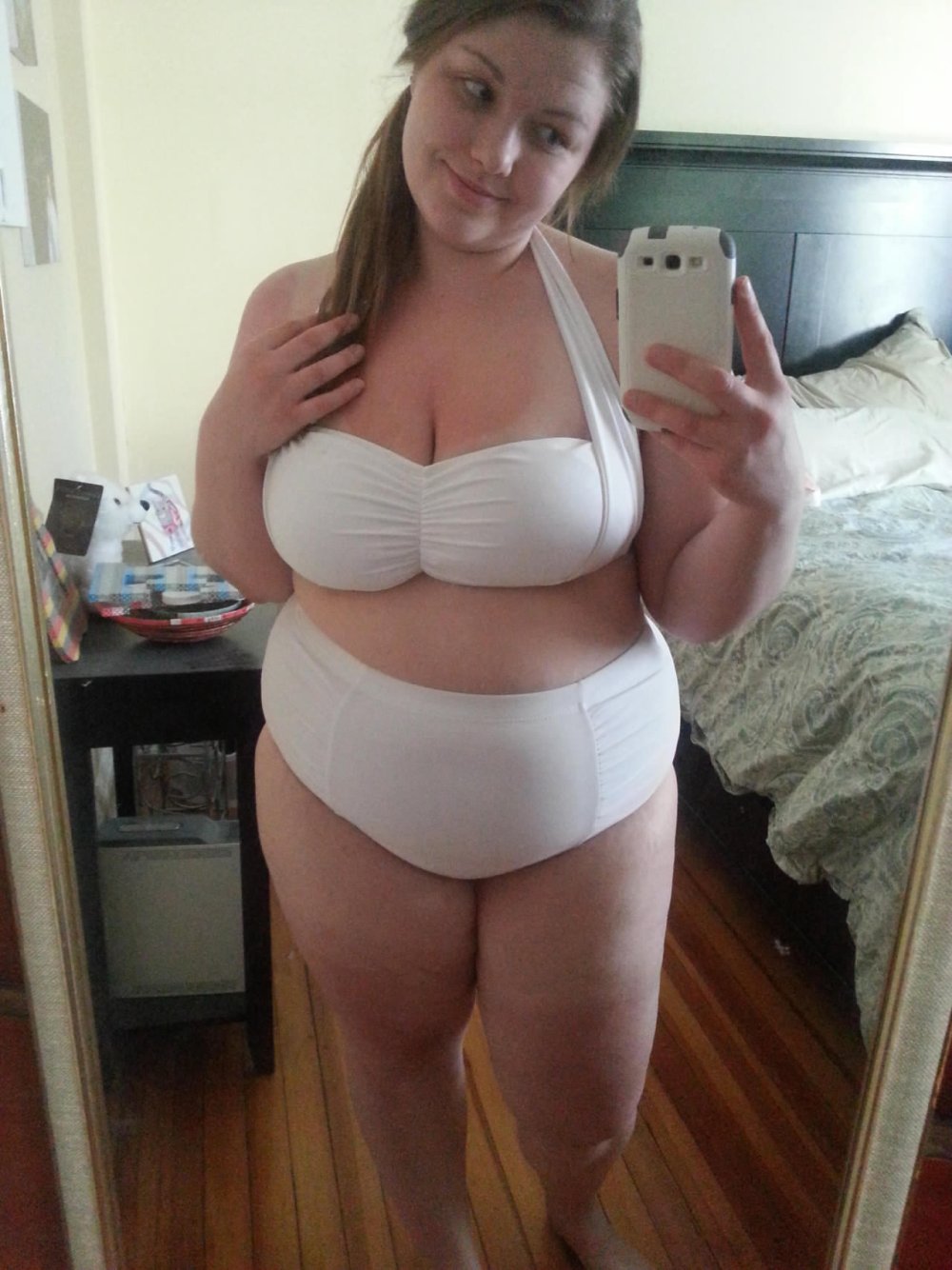 Plump Princess Courtney Mina