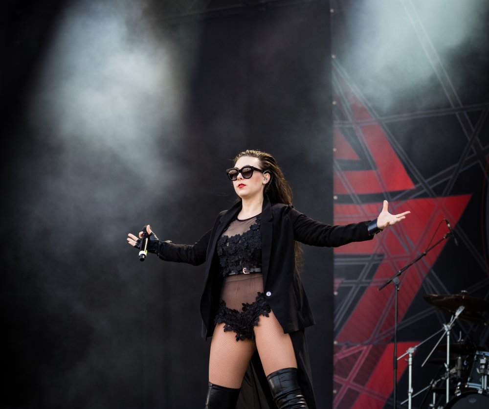 Amaranthe Elize Ryd Hot
