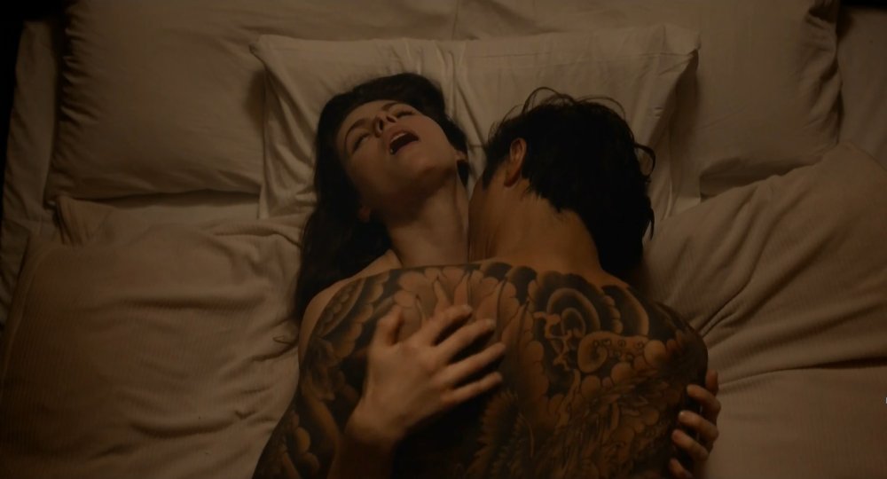 Alexandra Daddario Tits