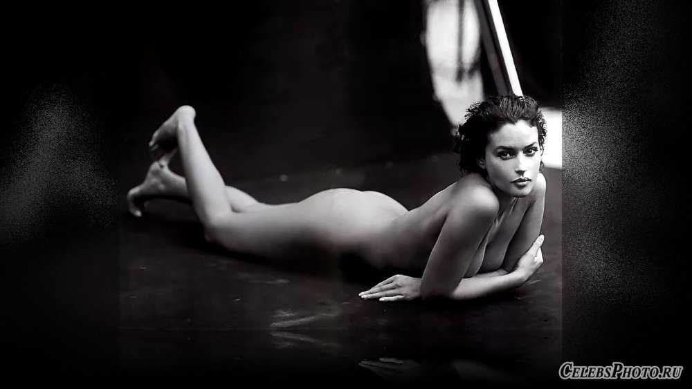 Monica Belluchi Erotic scenes