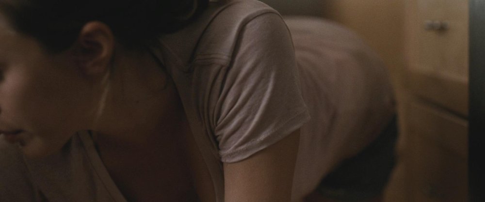 Elizabeth Olsen and Scarlett Johansson Anal