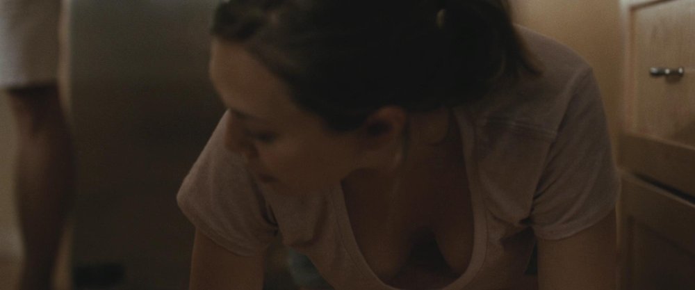 Elizabeth Chase Olsen Hot
