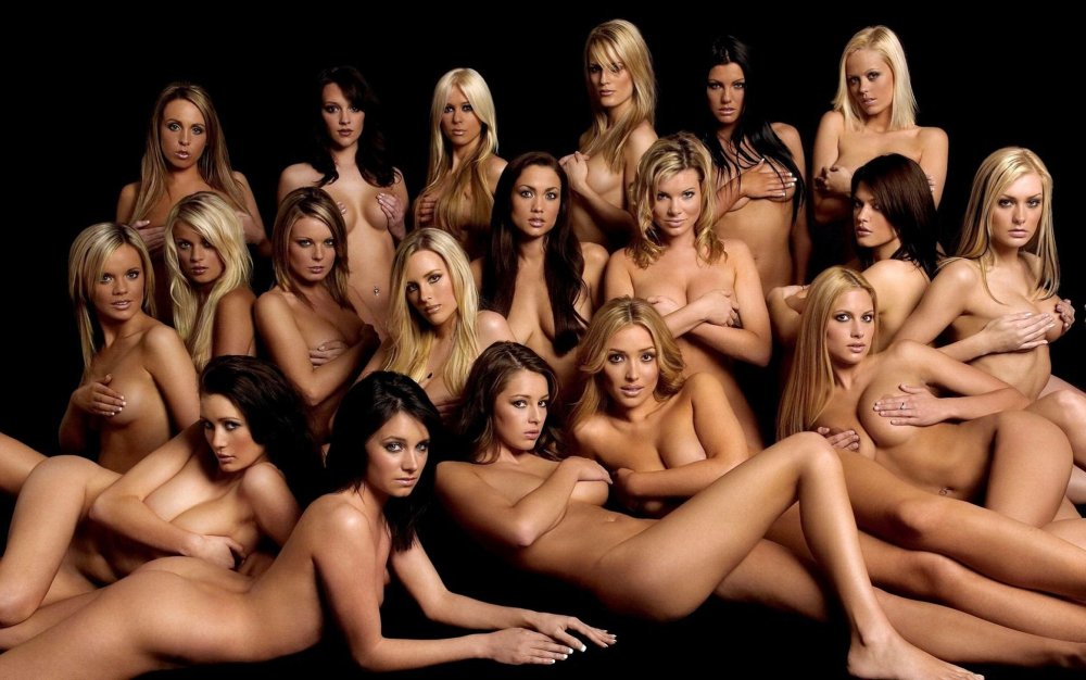 Group Naked women in the body backwards
