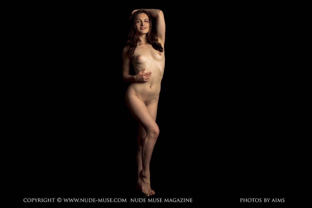 Titania Nude Beach Nude Muse - Curvy Erotic