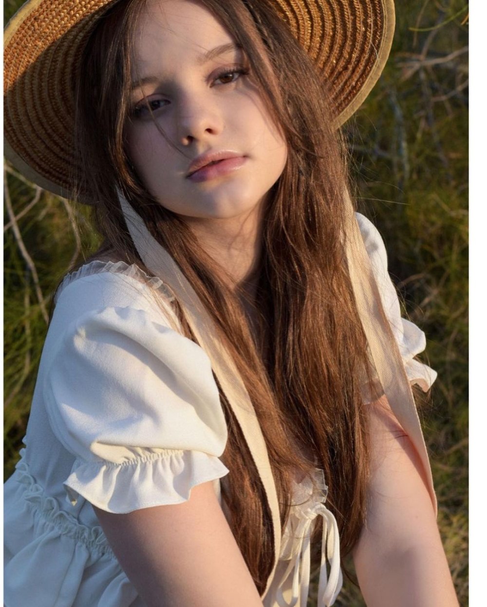 Wallpaper Modella 823809