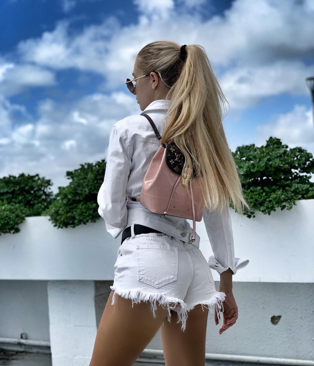 Angelina Dimov tennis player