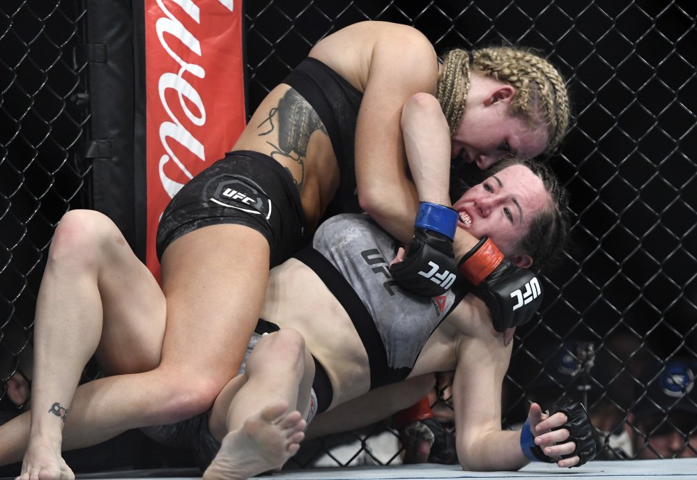 Ronda rosey vs Liz Karmush