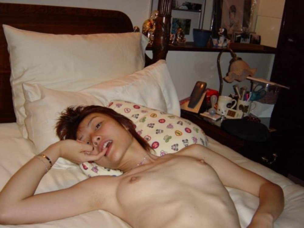 Hong Kong girls Naked