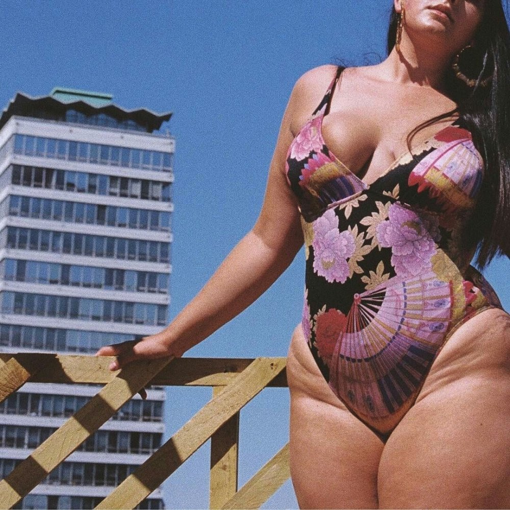Diana sirokai model ACS