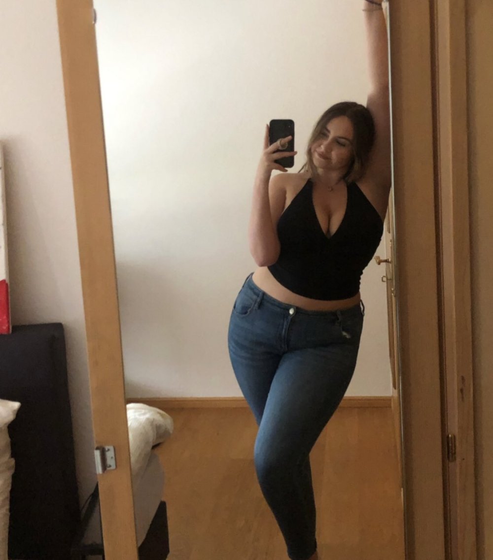 Erin Marleyklay Hot