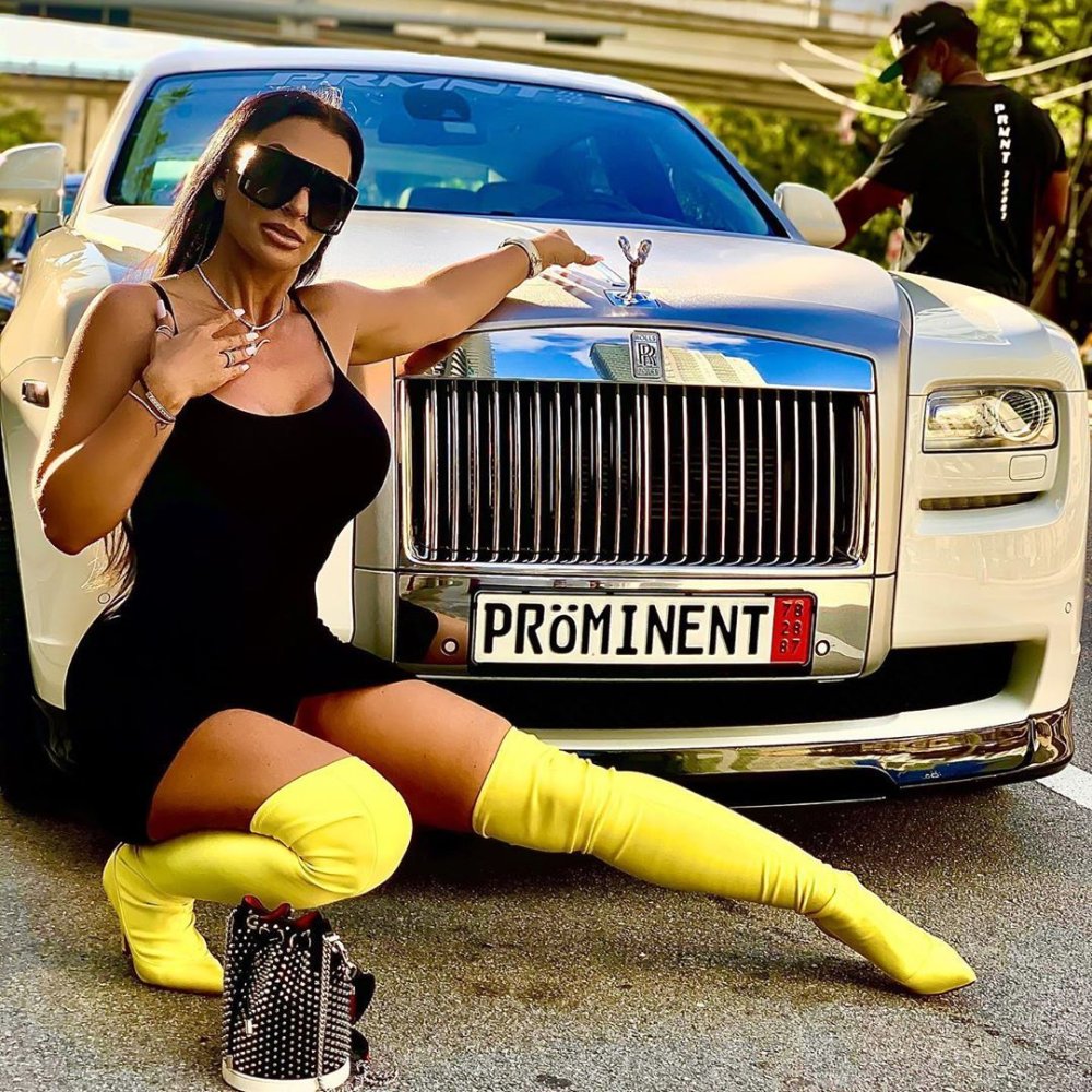 Nina Milano