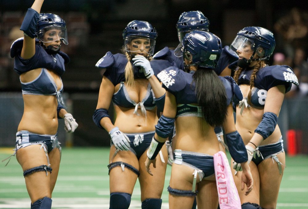 Women's American football