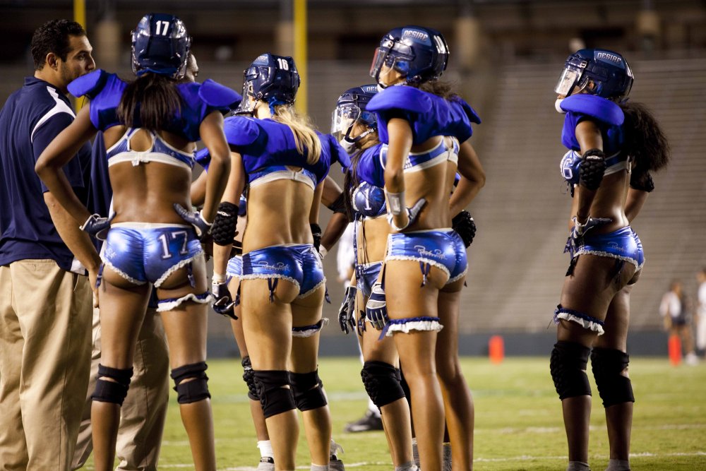 Women's American football Negro