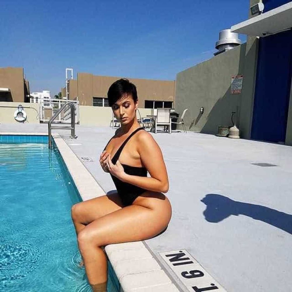 Model Liz Turner
