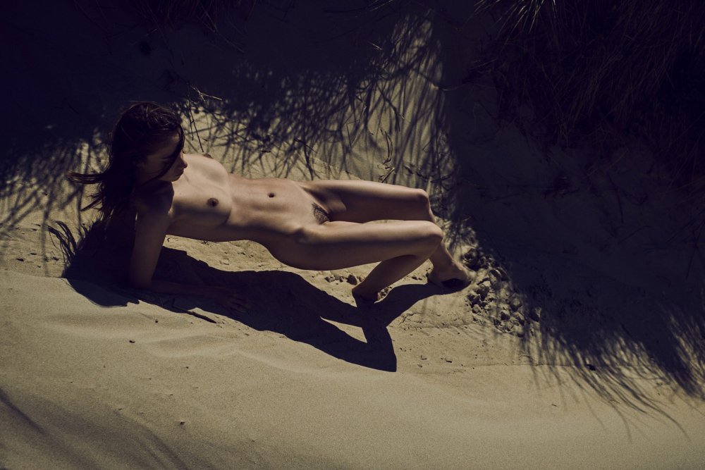 Rebecca Louise model nude