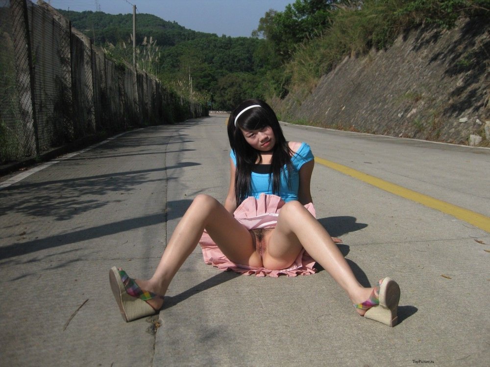 Naked Japanese women on the street publicly