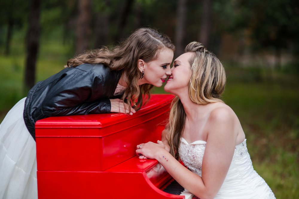 Star lesbian weddings