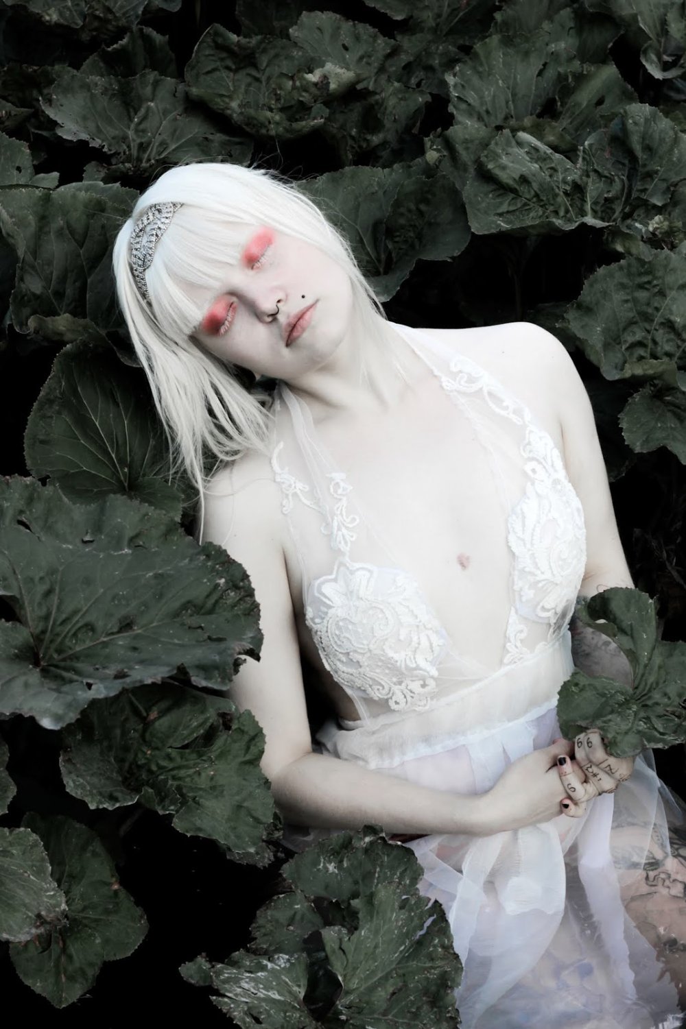 Diana Nikitina Model Albino