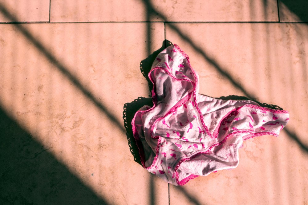 DIRTY PANTIES kindergarten