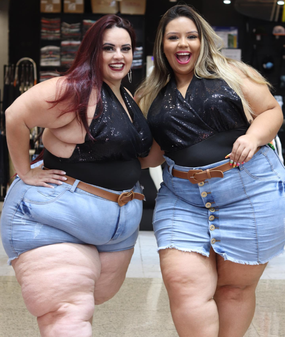 Curvage Casey