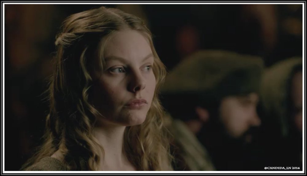 Nell Hudson looks like