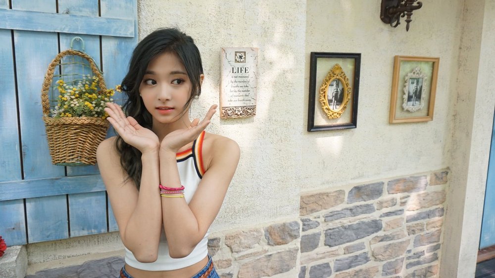 Twice Tzuyu