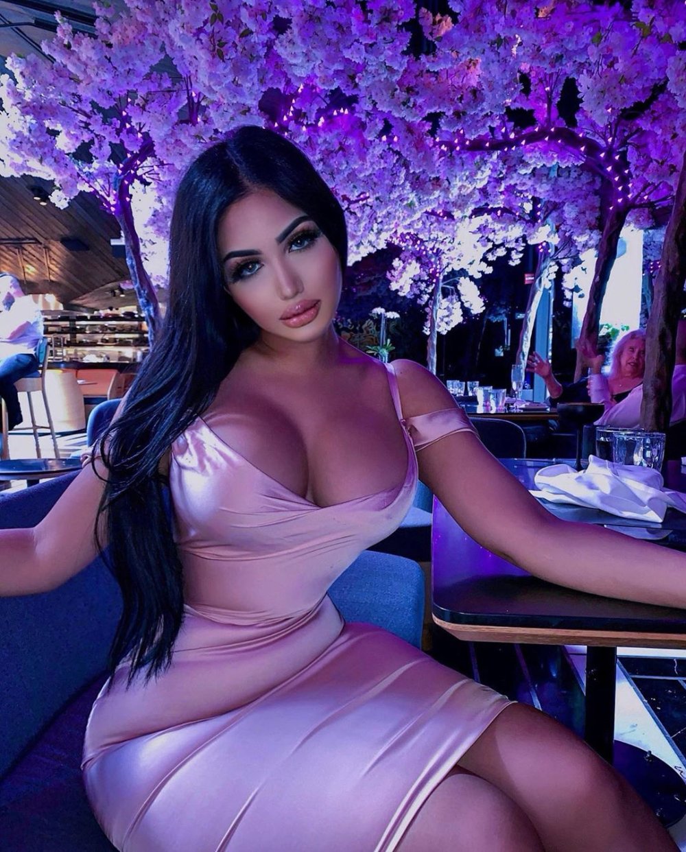 Plus-Size model Candis Huffin