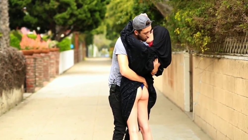 Kissing Gerles