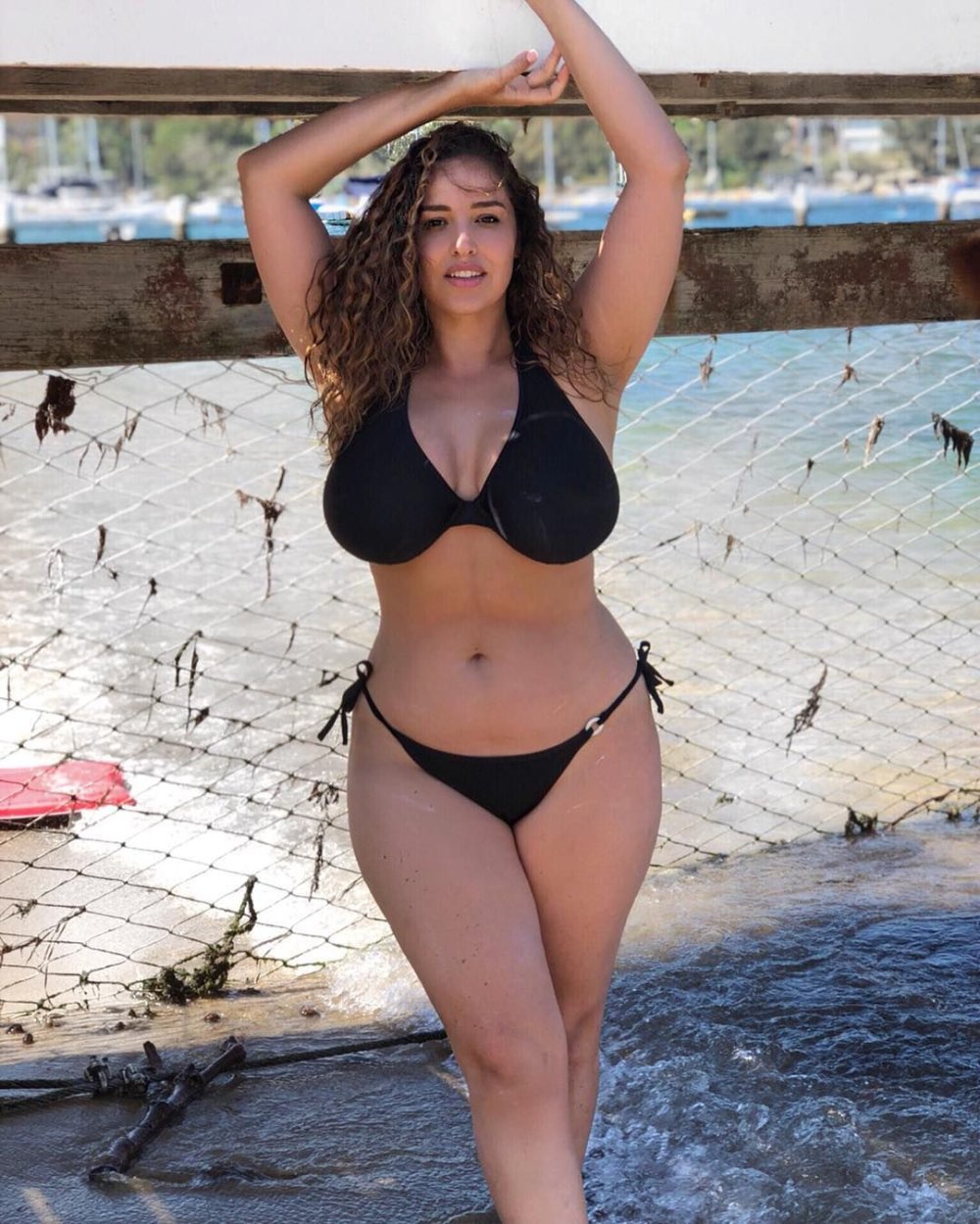 Model Plus Saise Jada Seser