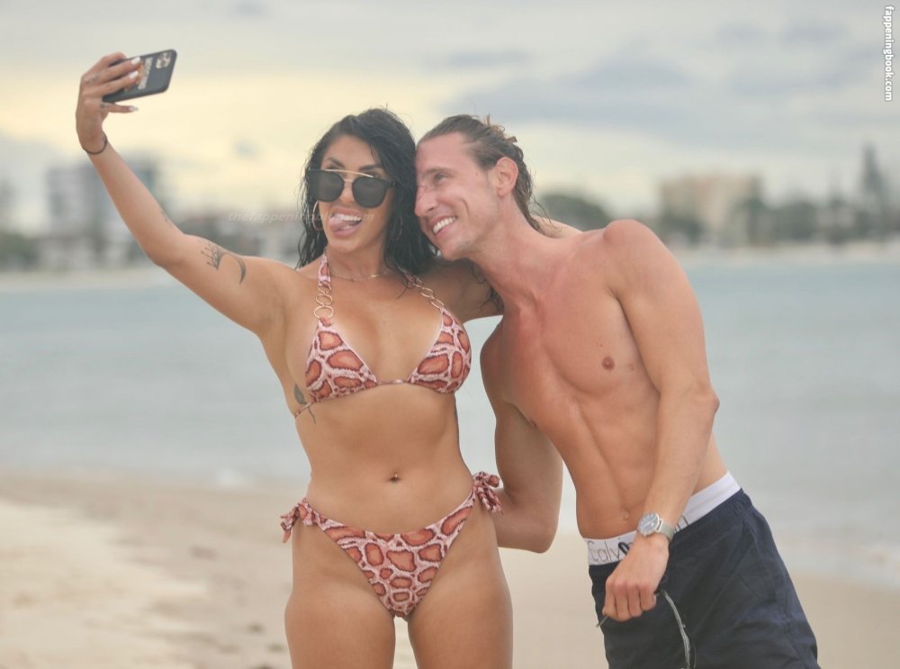 Tamara Turava is hot