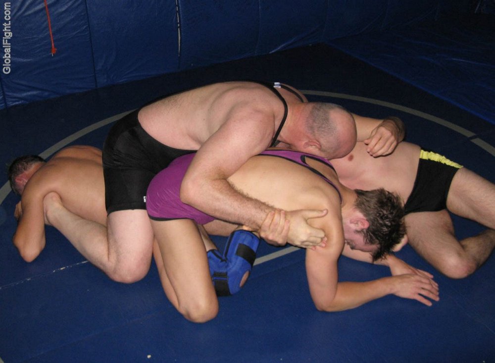 Dirty Wrestling Pit Wrestlers