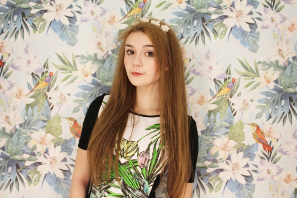 Anna Casey 18