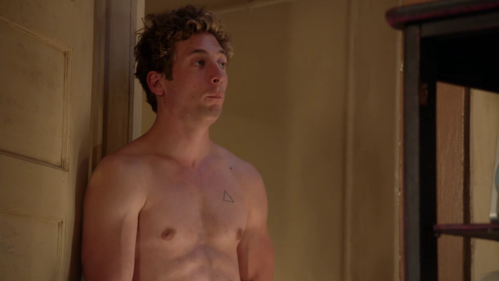 Jeremy Allen White Toples