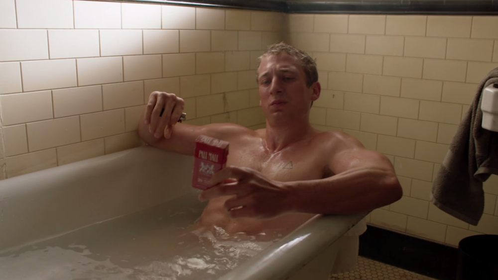 Jeremy Allen White with a naked torso