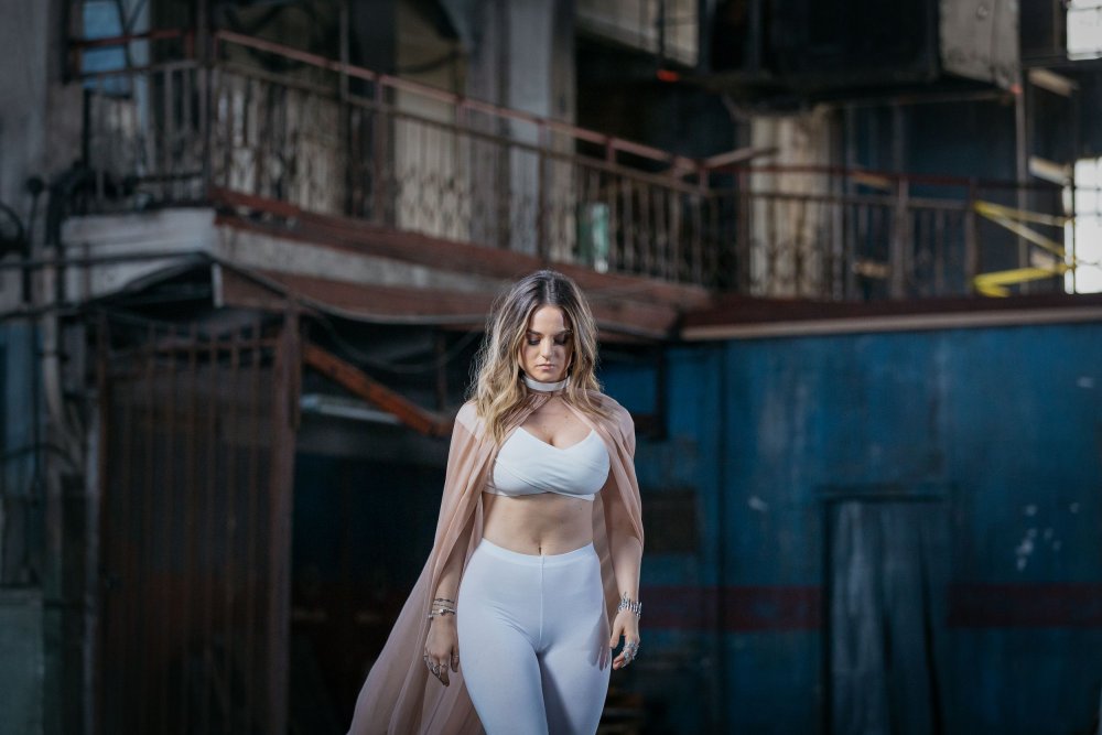 Jojo singer Hot