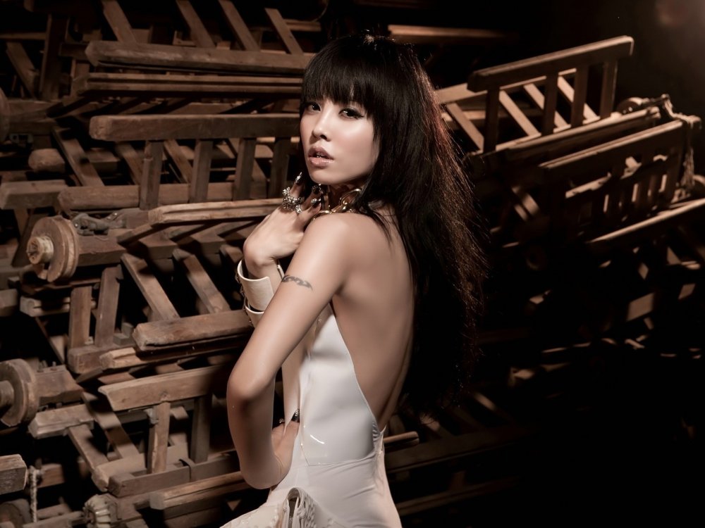 Joline Tsai with a partner