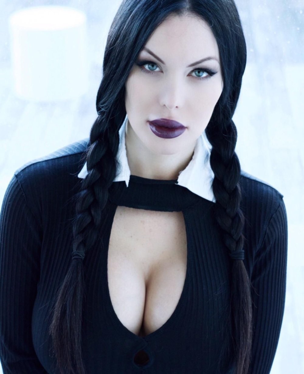 Veronica Black Bosobs Naked
