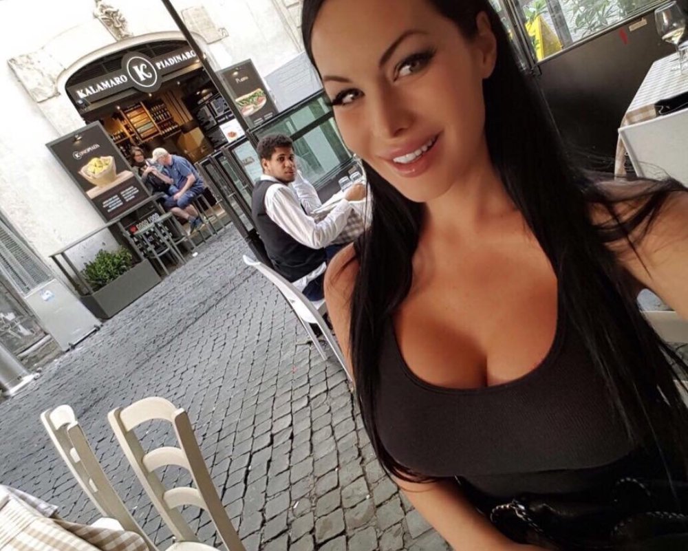 Veronica Black Onlifans