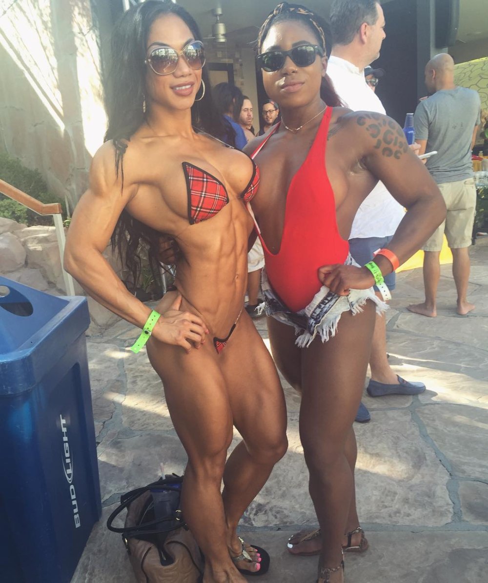 Tina Nguyen Bodybuilding foot