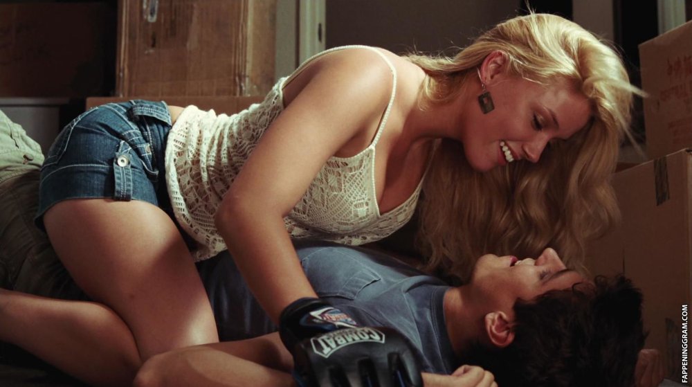 Amber Herd in the film never give up