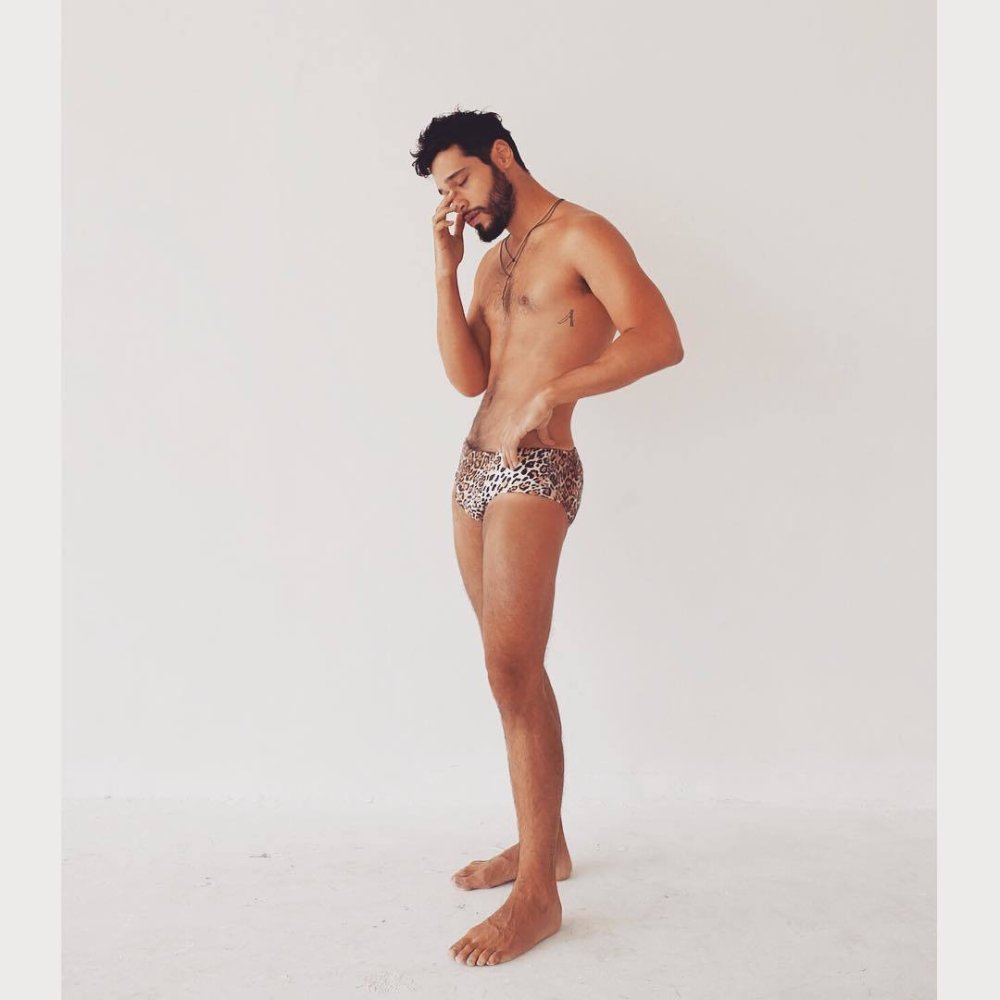 Bruno Galyasso naked18+