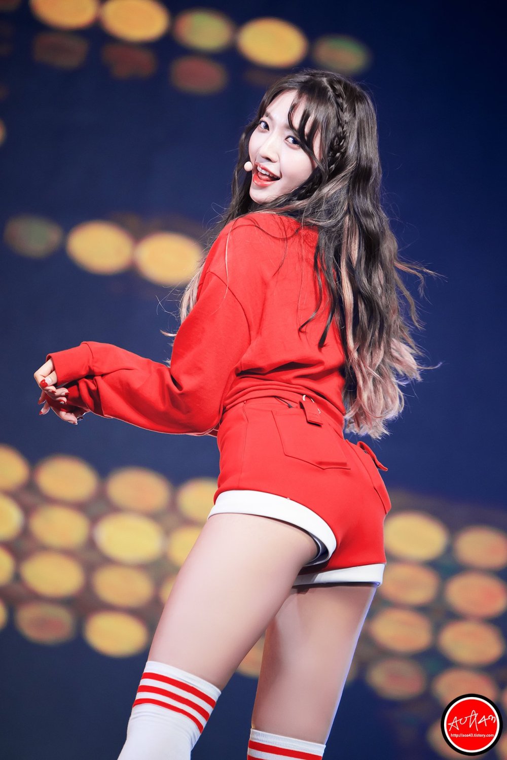 Ayu AOA